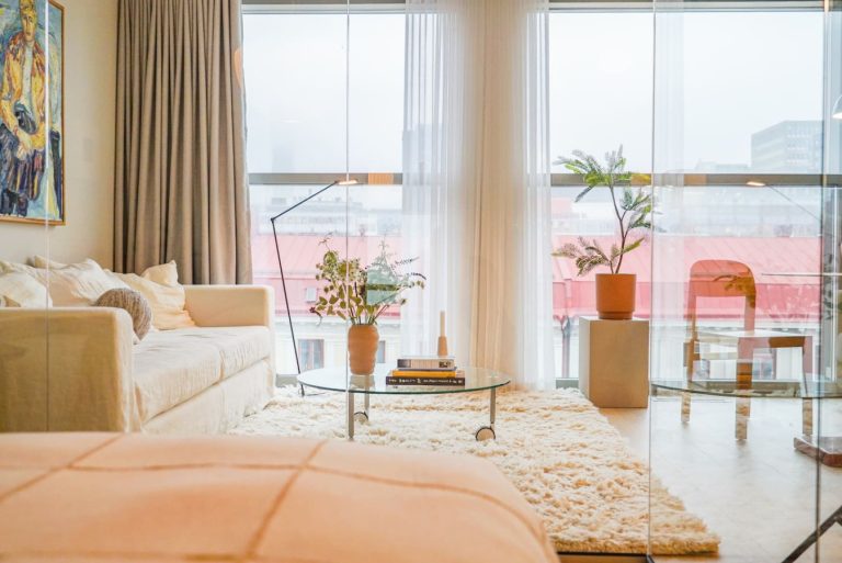 Thoughtfully Fine Designed 1BR | Prime Location Main Image