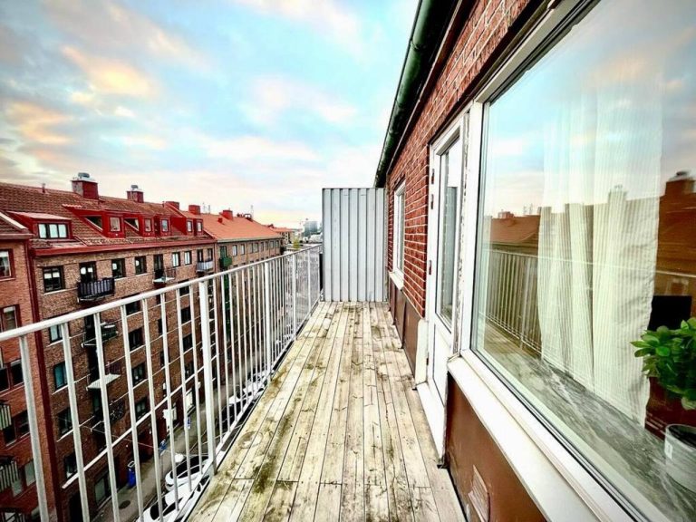 Luxurious apartment with lovely view Main Image