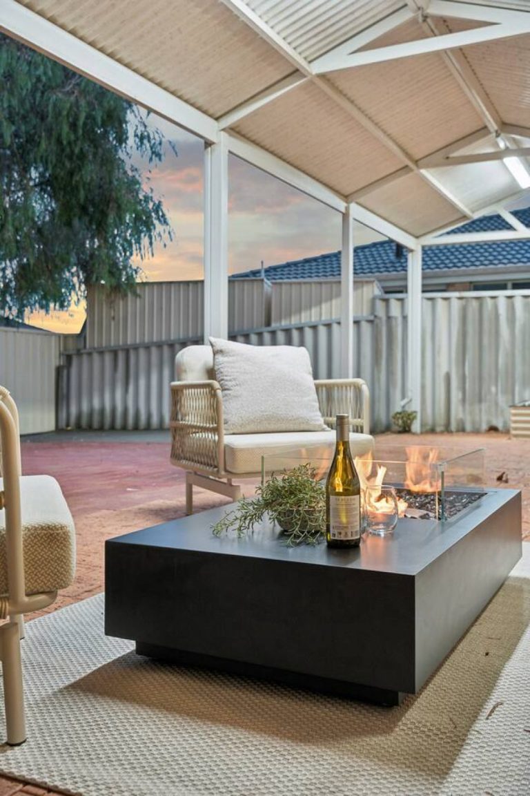 Luxury 5BR in Merriwa by Beyond Stay Main Image